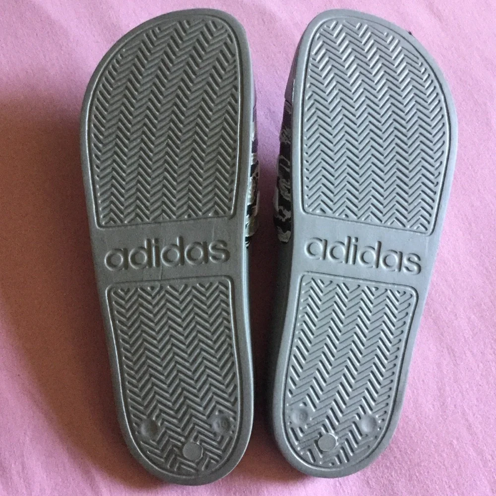 Adidas Adilette Cloudfoam camo shower slides NWOT